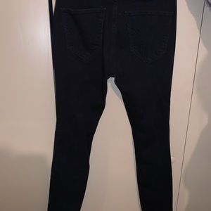 Black Hollister ripped jeans